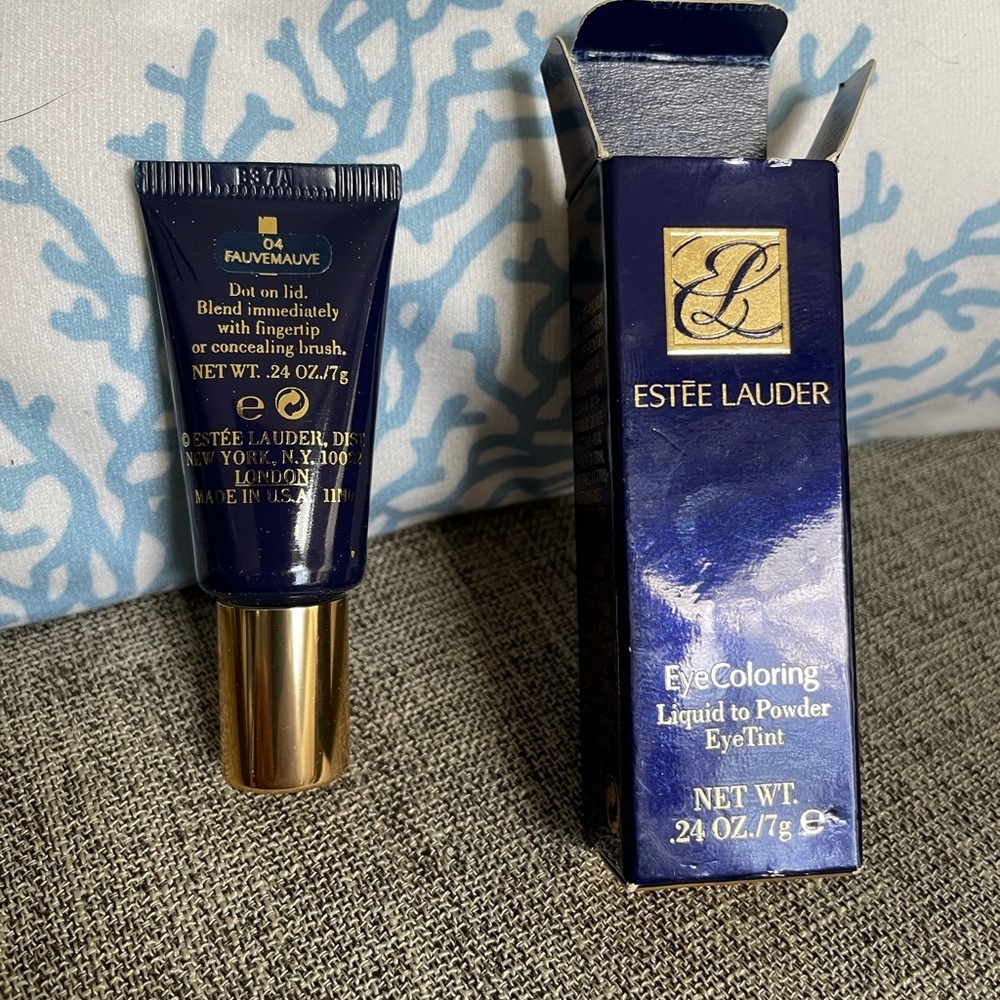 Estee Lauder Eye Coloring liquid to powder eye tint #04 fauvemauve new in box